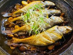 八分钟砂锅焗黄鱼-有喜胶东小馆(太申祥和店)