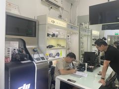 -DJI大疆专营店(1933购物中心店)