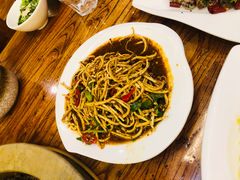 -滇香肴·云南菜蒸汽石锅鱼(云南北路店)