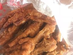 吮指虎皮凤爪-鲁味斋(经六路店)