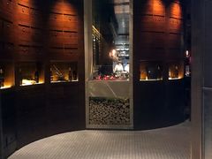 门面-恰餐厅及酒吧 CHAR Bar & Grill (北京丽都皇冠假日店)
