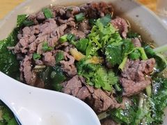 -大众跷脚牛肉馆·非遗传承单位(峨眉山店)