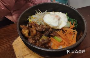 Stone Pot Pork Belly Stir-fry