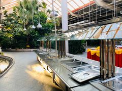 -红栌温泉山庄生态美食餐厅