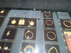 -周大福CHOW TAI FOOK(宝山苏宁易购店)