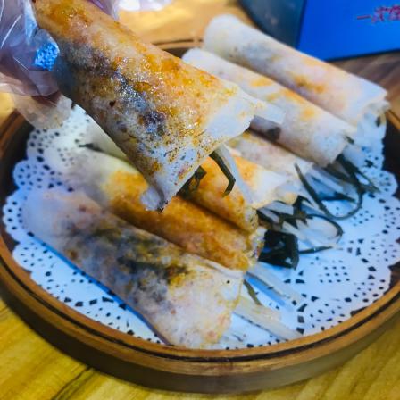 射洪春卷(天府广场店)-"某天在天府广场不知道吃什么,打开大众点评.