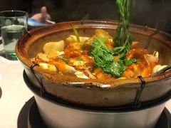 砂锅鱼头-新荣记(南京西路店)