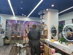 -杉影印象日式烫染專門店