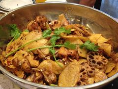干锅牛蛙-蛙蛙叫干锅年代(簋街总店)
