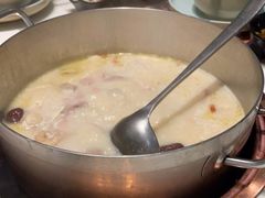 -洪氏嗨捞·猪肚鸡火锅(阳光天地店)