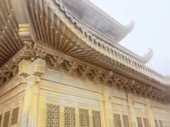 -峨眉山报国寺