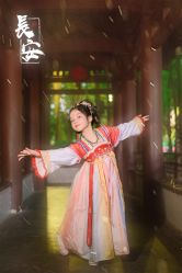 -支流映画摄影·汉服妆造跟拍(本宫来了银泰店)