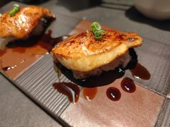 鹅肝寿司-铭牛烧肉·和牛海鲜自助(高新月牙湖店)