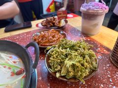 -赵美丽·重庆社区火锅·直营店(火车东站·中豪国际店)