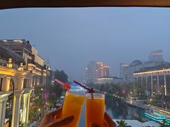 -Tipsy Bar•屋顶露台酒吧&水烟吧