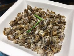 -宝燕海货工场(长江国际店)