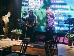 -胡桐里音乐酒馆(孝南店)