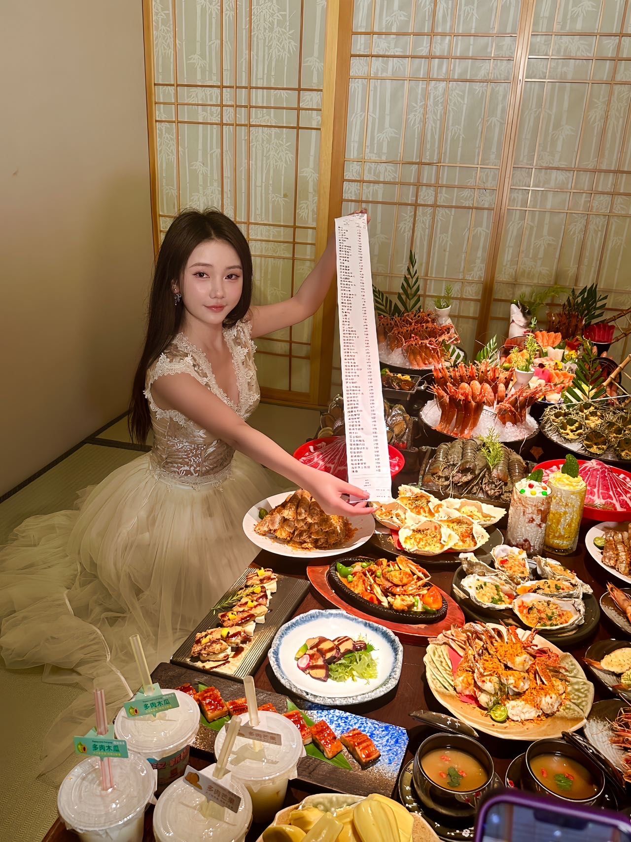 武汉这家自助餐别太离谱了