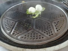 -粘豆包柴火铁锅炖