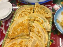 -闯关东东北农家菜(崂山石老人店)
