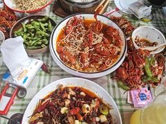 -老街烧烤大排档·地道湖北菜·龙虾馆(汉口火车站店)