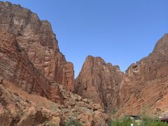 -天山神秘大峡谷