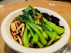 白灼菌菇菜心-新白鹿餐厅(城西银泰城店)