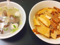 笋-松树干拌面店