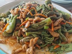 -鸿运美食府