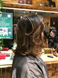 点击看大图 -MONE美发沙龙