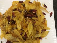 -扒虾小妹儿麻辣海鲜(宏图街店)