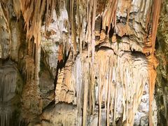 -波斯托伊纳溶洞