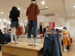 -优衣库(广州番禺万达广场店)