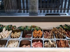 自助取餐区-万记麻辣烫国展总店