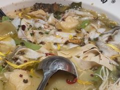-江渔儿酸菜鱼(曜一城店)