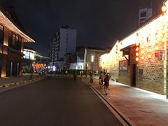 -绳金塔