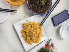 -七的湖·晚芳亭·阳澄湖农家菜·大闸蟹(莲花岛店)