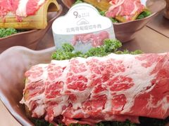 -楠小云·云南鲜牛野生菌自助火锅(九眼桥店)