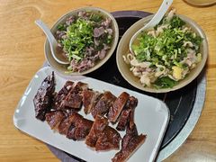 -大众跷脚牛肉馆·非遗传承单位(峨眉山店)