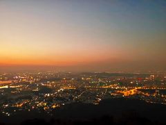 -紫金山山顶公园