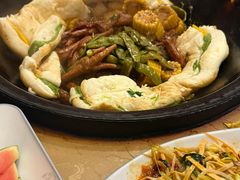 -万里闯关东铁锅炖菜馆(高新旗舰店)