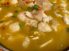 -有红鸡毛店·川菜(建设路店)