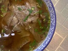 -陇上全荟兰州传统牛肉面(延吉路店)