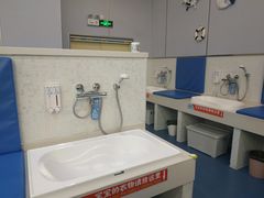 -龙格亲子游泳•水育早教运动中心
