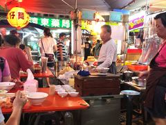 -六合夜市
