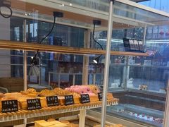-焙丽拾光(麦凯乐直营店)