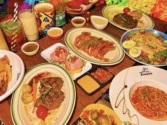 -Famous肥猫墨西哥音乐餐吧(五棵松华熙LIVE店)