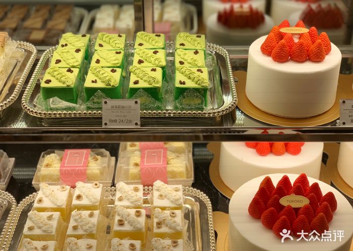 tororo(久光百货店)-抹茶奶油小方图片-上海美食-大众点评网