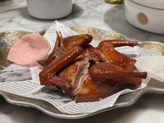 -蝴蝶里·粤菜·点心(龙湖天街&滨江店)