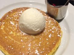 -Pancakes on the rocks(Darling Harbour)